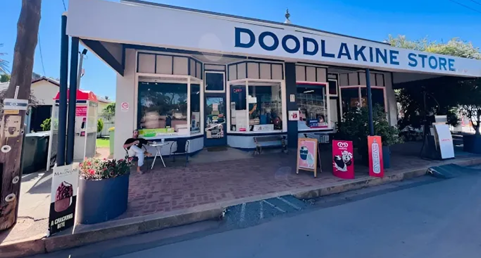 Doodlakine Store Fron View